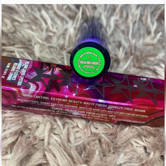 Jeffree Star Purple Metallic Lipstick Bold Vibrant Finish HEALING HOUR NIB - Picture 4 of 6